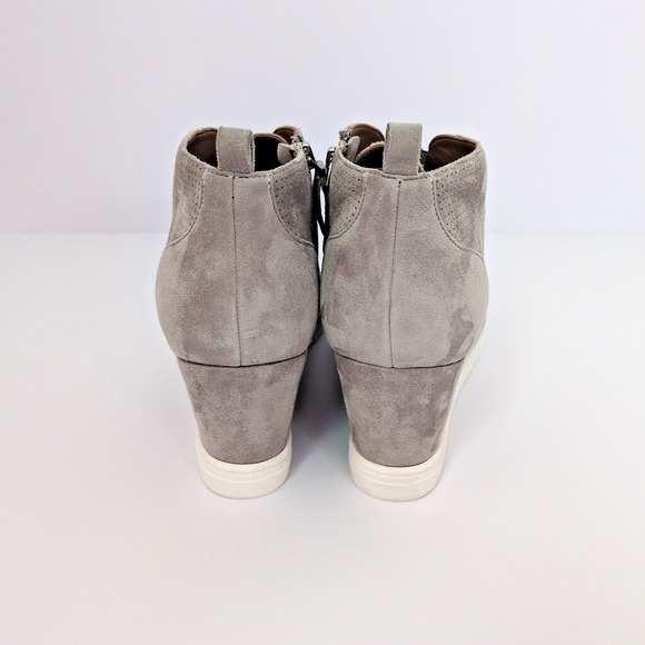 Linea Paolo Anna Wedge Sneaker Rock Perf Suede, Women's Shoe size 10 M - Picture 5 of 7